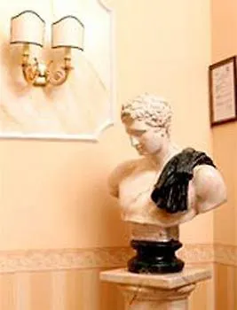 Caesar מלון
